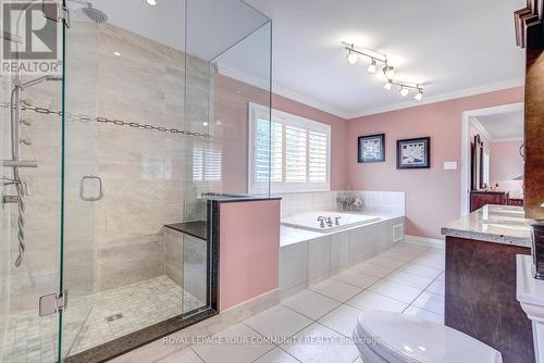 240 Golden Forest Road, Vaughan, ON - Indoor Photo Showing Bathroom