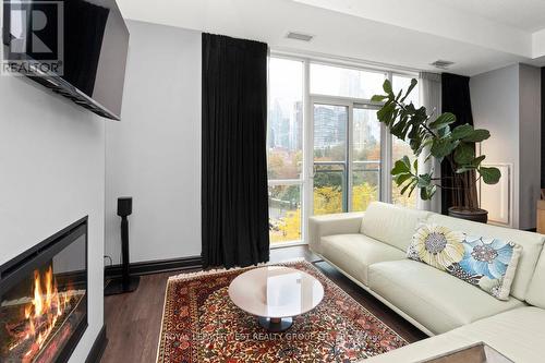 S426 - 112 George Street, Toronto, ON - Indoor Photo Showing Living Room With Fireplace