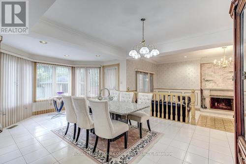 4128 Tapestry Trail, Mississauga, ON - Indoor Photo Showing Dining Room