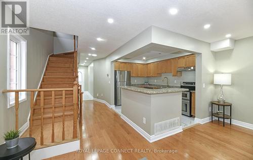 99 - 5030 Heatherleigh Avenue, Mississauga, ON - Indoor Photo Showing Kitchen