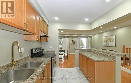 99 - 5030 Heatherleigh Avenue, Mississauga, ON - Indoor Photo Showing Kitchen With Double Sink