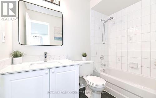 99 - 5030 Heatherleigh Avenue, Mississauga, ON - Indoor Photo Showing Bathroom