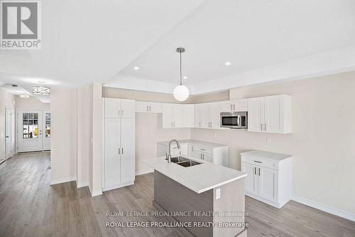 479 Hayward Street, Cobourg, ON - Indoor Photo Showing Kitchen With Double Sink With Upgraded Kitchen