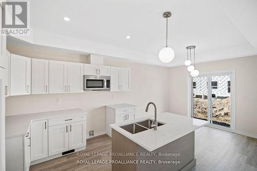 479 Hayward Street, Cobourg, ON - Indoor Photo Showing Kitchen With Double Sink With Upgraded Kitchen