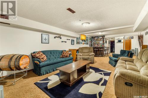 2479 Swayze Crescent, Regina, SK - Indoor Photo Showing Living Room