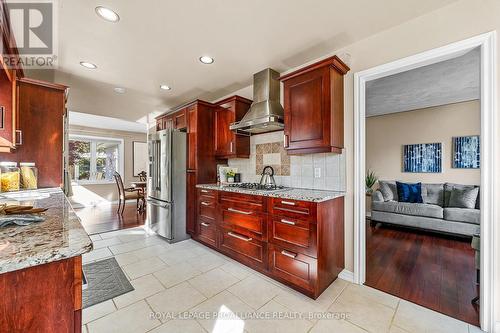 14 Catherine Crescent, Brighton, ON - Indoor Photo Showing Kitchen