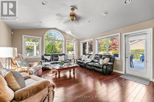 14 Catherine Crescent, Brighton, ON - Indoor Photo Showing Living Room