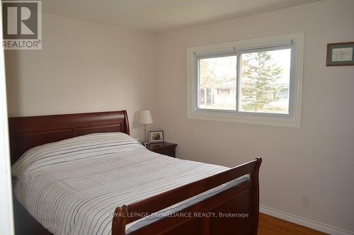 2 Armour Crescent, Quinte West, ON - Indoor Photo Showing Bedroom