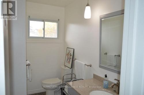 2 Armour Crescent, Quinte West, ON - Indoor Photo Showing Bathroom