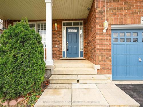 3207 Munson Cres, Burlington, ON - Outdoor