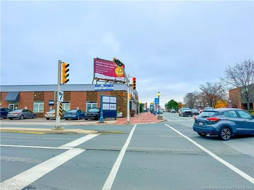 527 Main St, Moncton, NB 