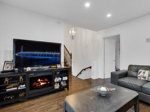 Mezzanine - 13 Rue Des Cyprès, Blainville, QC - Indoor Photo Showing Living Room