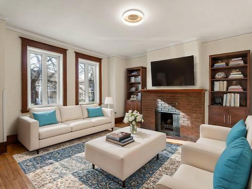 Autre - 4383 Av. Girouard, Montréal (Côte-Des-Neiges/Notre-Dame-De-Grâce), QC - Indoor Photo Showing Living Room With Fireplace