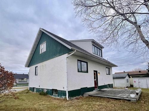 101 Albany Place, Longlac, ON - Outdoor With Exterior