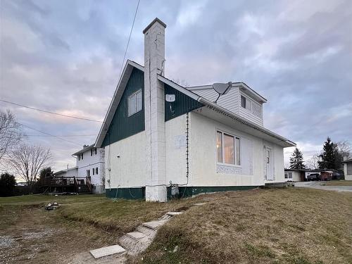 101 Albany Place, Longlac, ON - Outdoor With Exterior