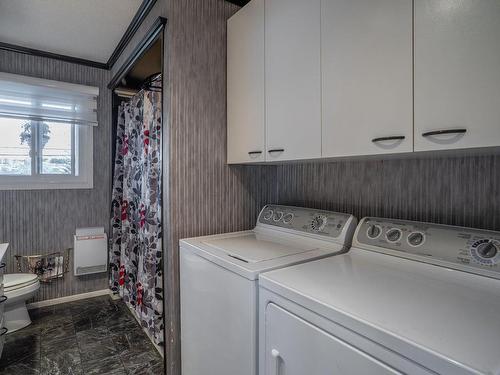 Laundry room - 398 6E Avenue N., Saint-Georges, QC - Indoor Photo Showing Laundry Room