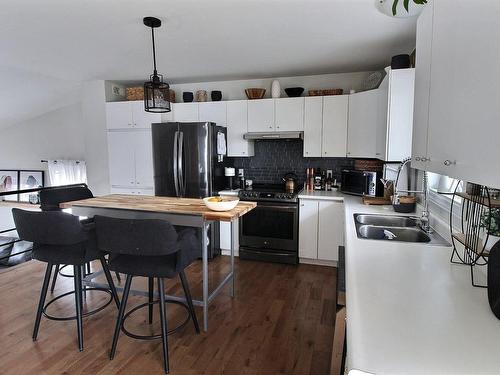 Kitchen - 2613 Rue Monseigneur-Pelchat, Rouyn-Noranda, QC - Indoor Photo Showing Kitchen With Double Sink