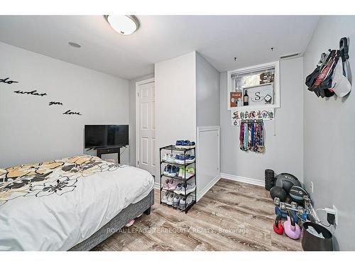 52 Athabasca St, Oshawa, ON - Indoor Photo Showing Bedroom