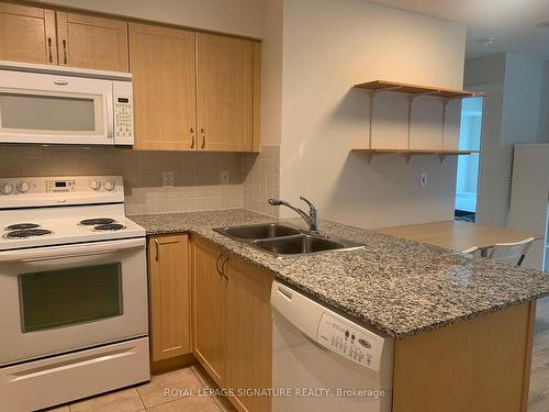 705-30 Clegg Rd, Markham, ON - Indoor Photo Showing Kitchen With Double Sink