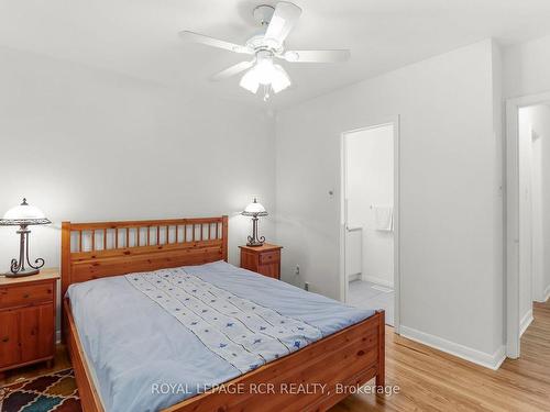 11 Johnson Rd, Aurora, ON - Indoor Photo Showing Bedroom