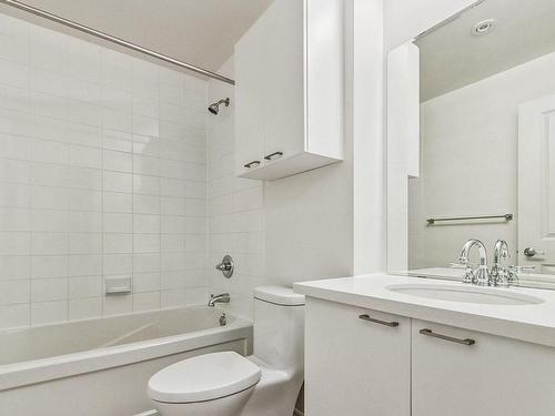 3411-385 Prince Of Wales Dr, Mississauga, ON - Indoor Photo Showing Bathroom