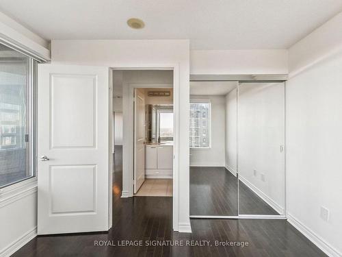 3411-385 Prince Of Wales Dr, Mississauga, ON - Indoor Photo Showing Other Room