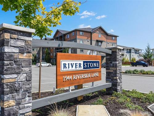 117-1944 Riverside Lane, Courtenay, BC - Outdoor