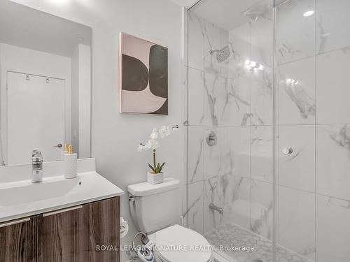 4503-20 Shore Breeze Dr, Toronto, ON - Indoor Photo Showing Bathroom