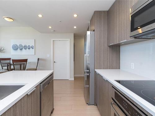 1403-728 Yates St, Victoria, BC - Indoor Photo Showing Kitchen