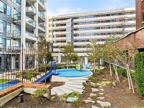 909-777 Herald St, Victoria, BC - Outdoor With Balcony