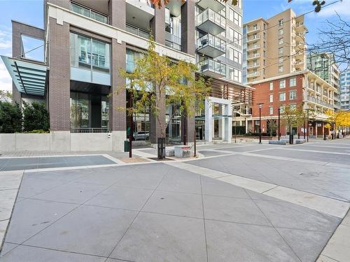 909-777 Herald St, Victoria, BC - Outdoor With Balcony With Facade