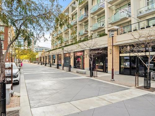 909-777 Herald St, Victoria, BC - Outdoor With Balcony