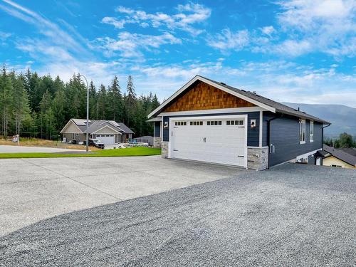 708 Mountain View Dr North, Lake Cowichan, BC 