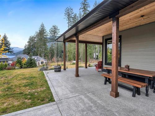 7375 Lakefront Dr, Lake Cowichan, BC 