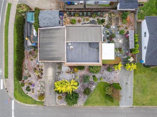 798 Phillips St, Parksville, BC 