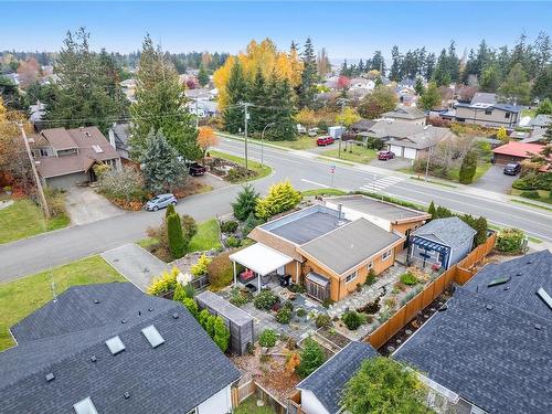 798 Phillips St, Parksville, BC 