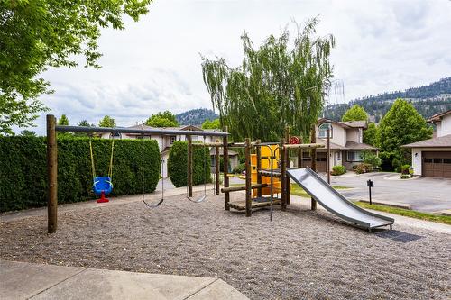 115-133 Wyndham Crescent, Kelowna, BC - Outdoor