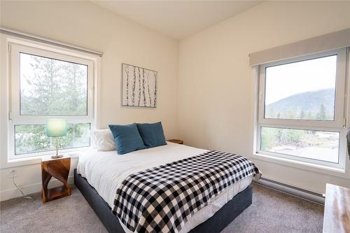 2204-1901 Nels Nelson Crescent, Revelstoke, BC - Indoor Photo Showing Bedroom