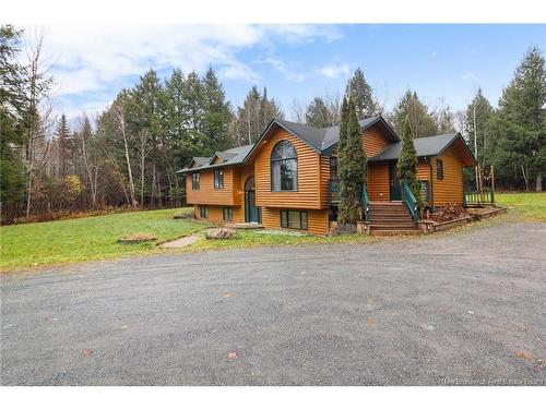 7 Mcclellan Cres, Nackawic, NB 