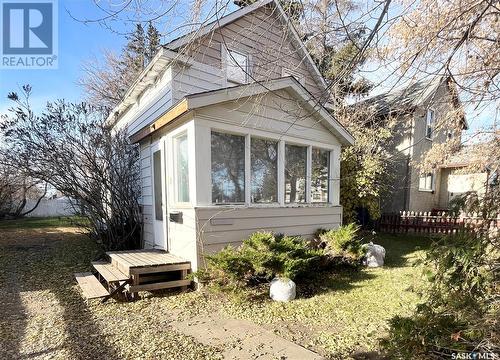 981 108Th Street, North Battleford, SK - Outdoor