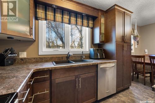 1202 Assiniboia Avenue, Cupar, SK - Indoor Photo Showing Kitchen With Double Sink