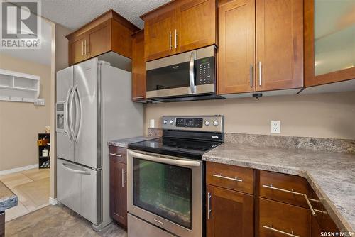 1202 Assiniboia Avenue, Cupar, SK - Indoor Photo Showing Kitchen