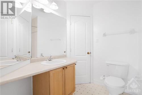 825 Grenon Avenue Unit#21, Ottawa, ON - Indoor Photo Showing Bathroom