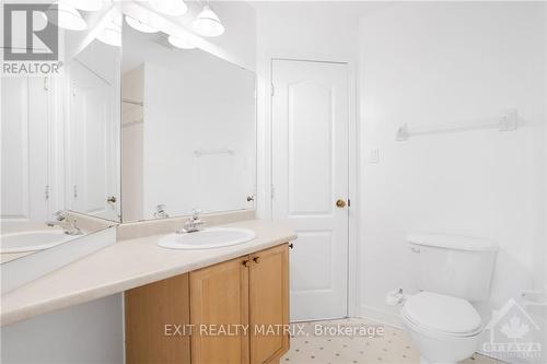 21 - 825 Grenon Avenue, Ottawa, ON - Indoor Photo Showing Bathroom