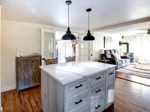 Kitchen - 2027 Rue Champagne, Sainte-Julienne, QC - Indoor Photo Showing Kitchen