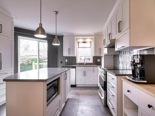 Cuisine - 7154 Rue George-Baptist, Trois-Rivières, QC - Indoor Photo Showing Kitchen With Upgraded Kitchen