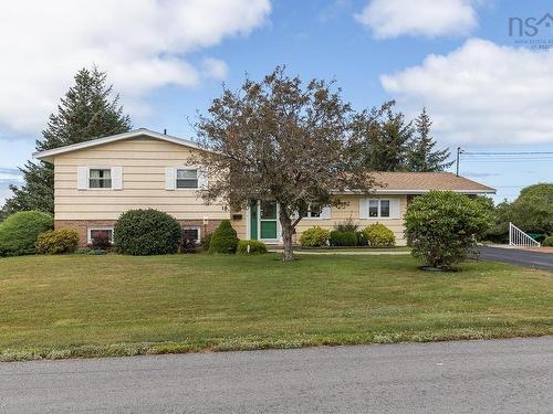 18 Goodwin Drive, Dayton, NS 