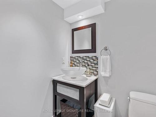 21 Page Ave, Toronto, ON - Indoor Photo Showing Bathroom