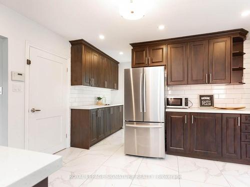 44 Hart Ave, Toronto, ON - Indoor Photo Showing Kitchen