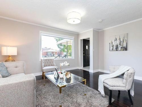 44 Hart Ave, Toronto, ON - Indoor Photo Showing Living Room